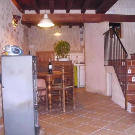 Casa Rural Con Jacuzzi Taberna Del Tio Pedro Cabanas de Polendos ภายนอก รูปภาพ